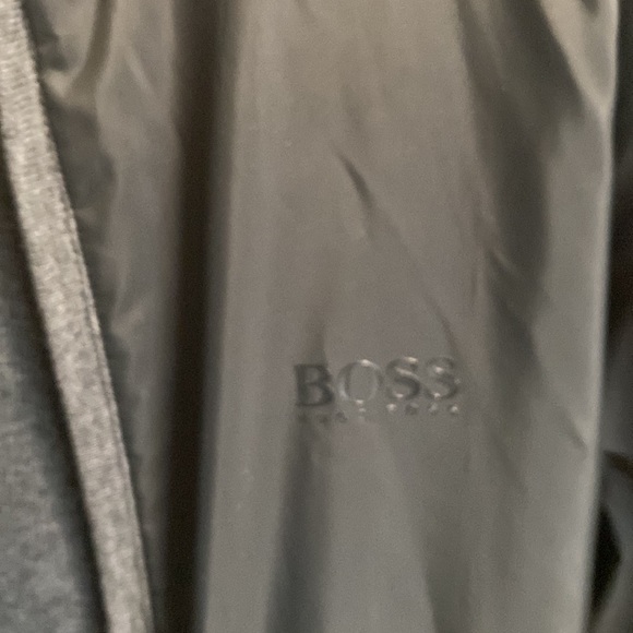 Hugo Boss boys reversible knit jacket boys around size 5 perfect condition - Picture 5 of 8